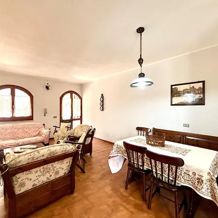 Le Rose - Sant'andrea, Sardinia 夸尔图-圣埃莱娜